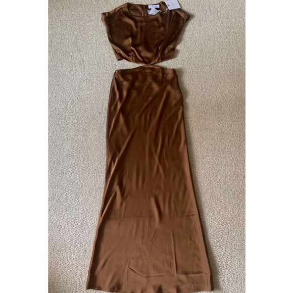 L'Academie Brown Maxi Dress - Picture 4 of 8